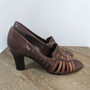 Naturalizer Woven sandals high heels brown leather size 6M
